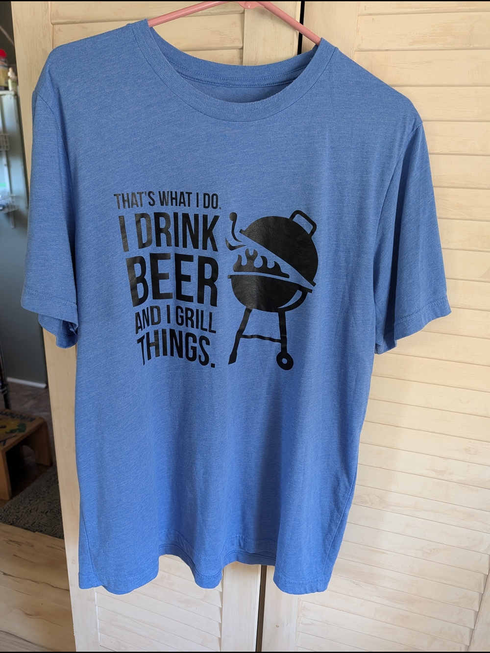 Men's Blue Graphic Tee - I Drink Beer and I Grill Things XL (Worn Once)